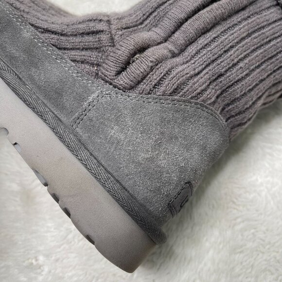 UGG Women's Charcoal Grey Classic Knit Round Toe Boot Slip On Shoes Size 9 - Picture 7 of 13